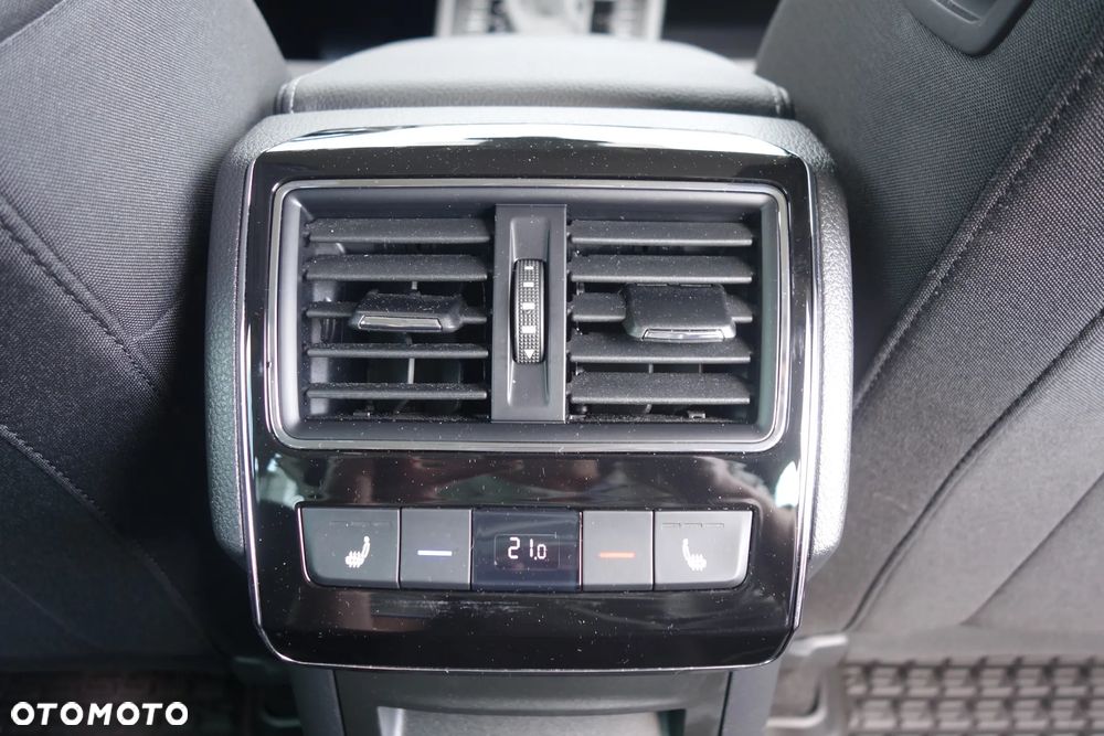 Skoda Superb 2.0 TDI SCR 4x4 Style DSG - 14