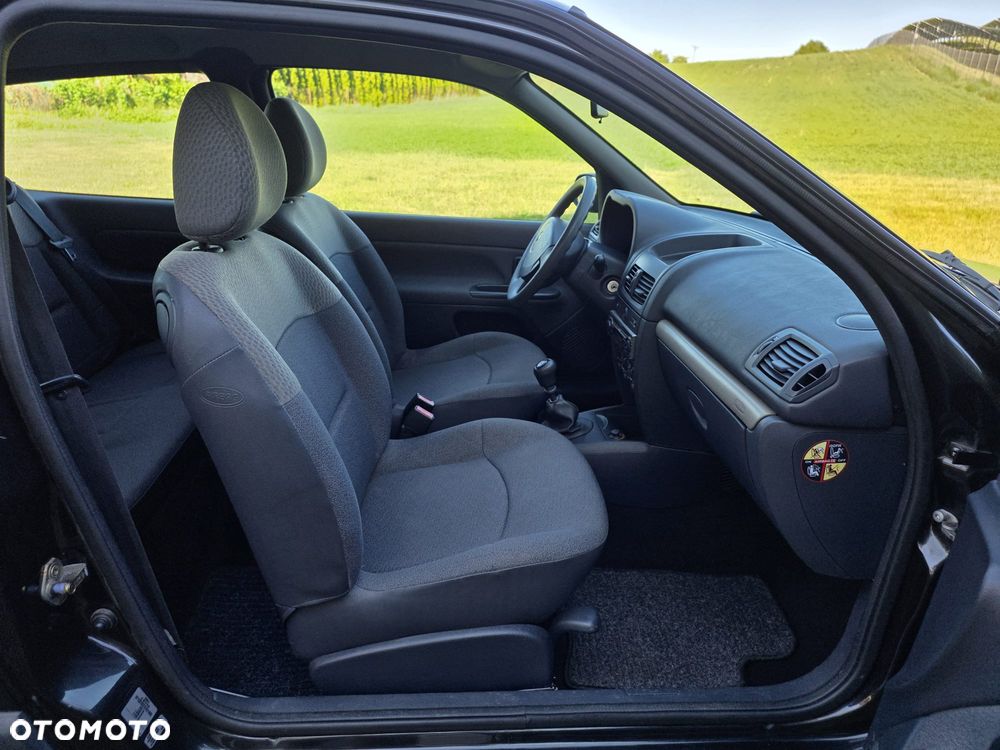 Renault Clio - 12