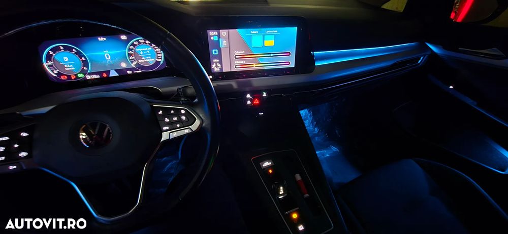 Volkswagen Golf 2.0 TDI SCR DSG Active - 24