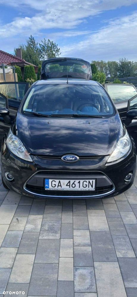 Ford Fiesta 2010 photo 4