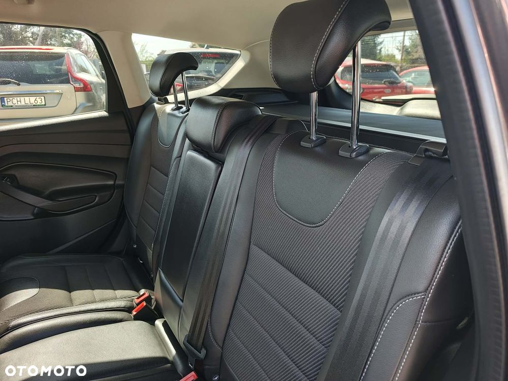 Ford Kuga 1.5 EcoBoost 4x4 Titanium - 23