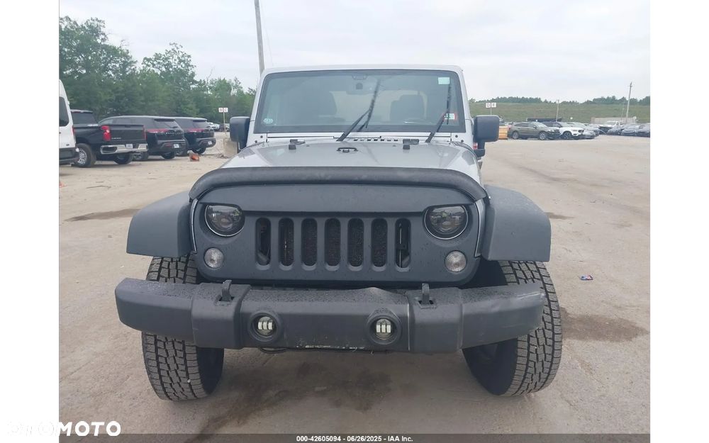 Jeep Wrangler 3.6 Automatik Sport - 2