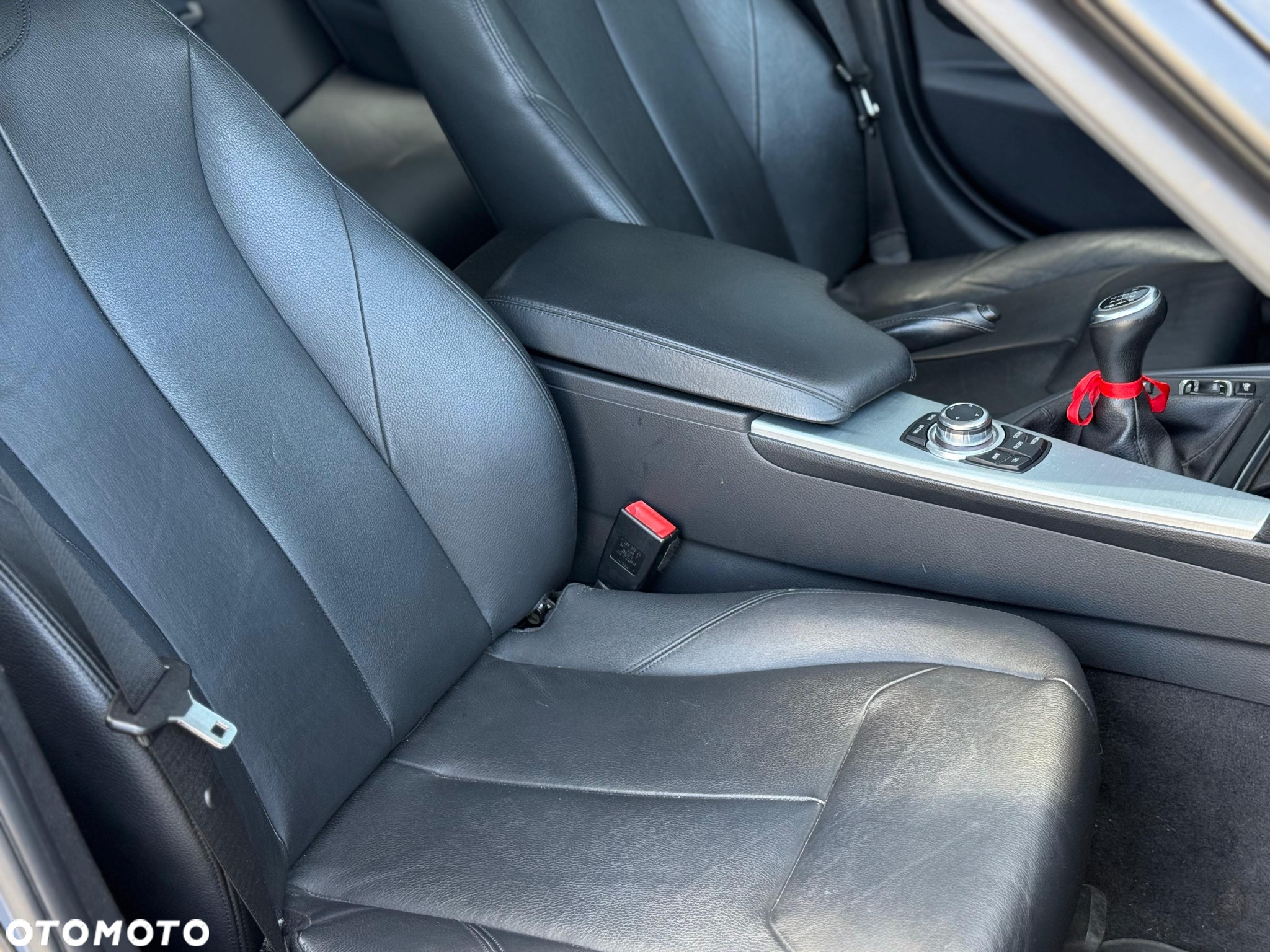 BMW Seria 3 320d - 28
