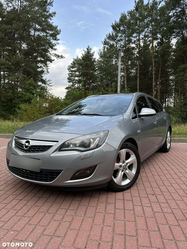 Opel Astra 2.0 CDTI DPF Cosmo - 1