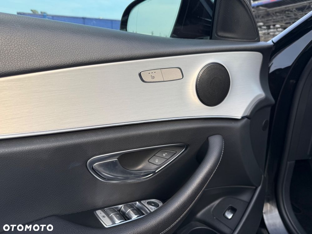 Mercedes-Benz Klasa E 220 d 9G-TRONIC Avantgarde - 30