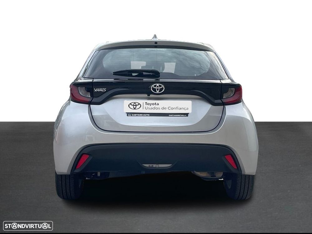 Toyota Yaris - 4