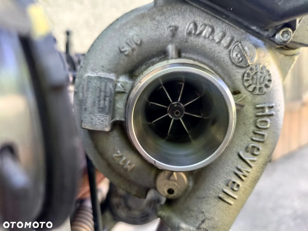 Silnik kompletny 1.7 CRDI D4FD EURO6 - 8