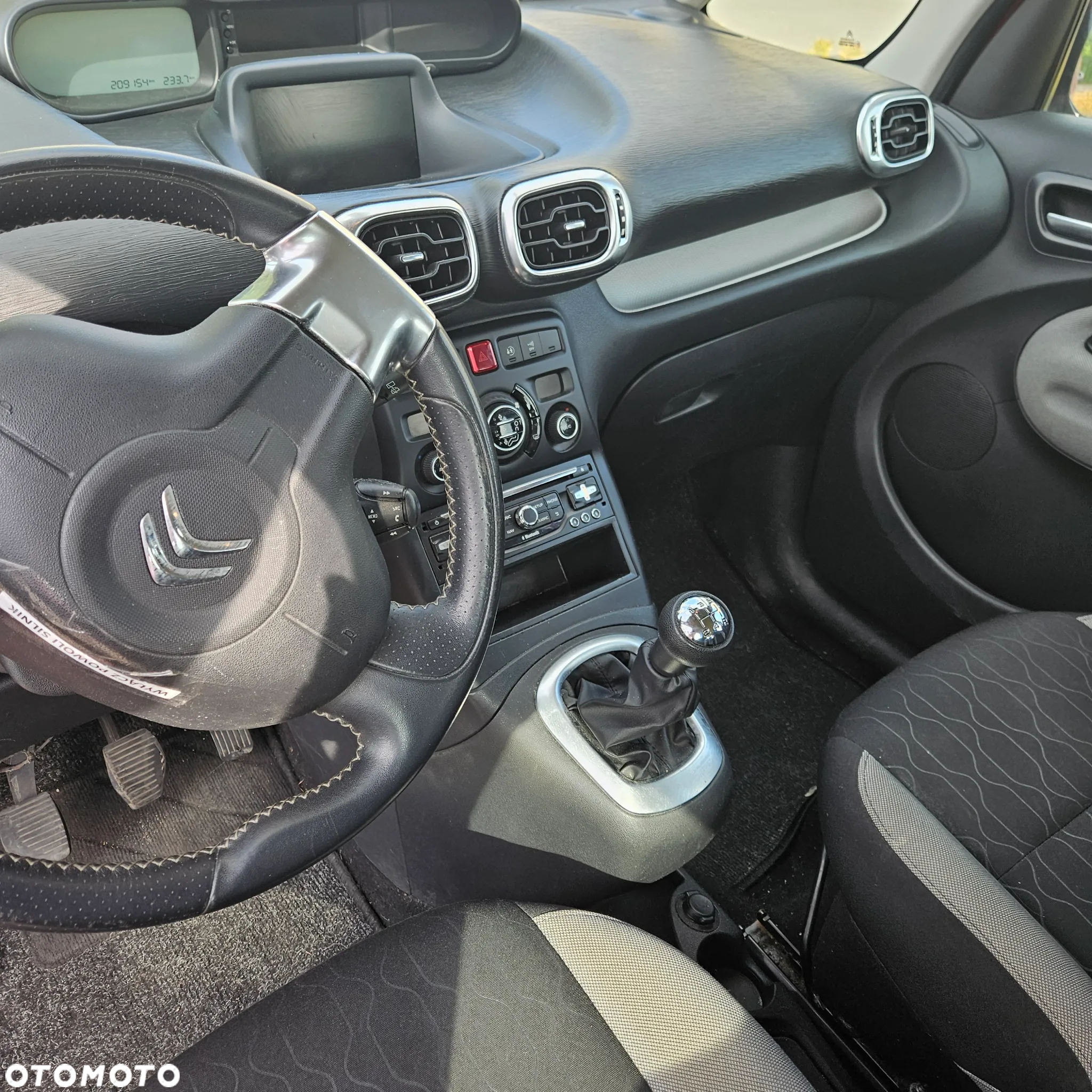 Citroën C3 Picasso 1.6 HDi Exclusive - 10