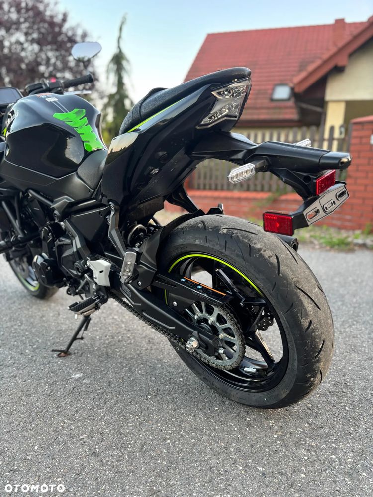 Kawasaki Z 650 - 12