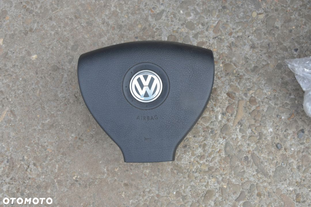 DESKA ROZDZIELCZA PODUSZKA GOLF 5 V 3D - 2