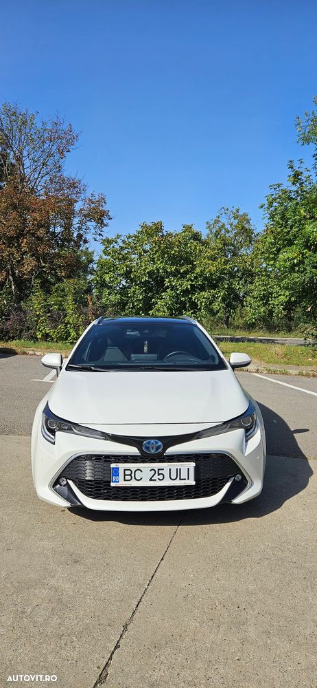 Toyota Corolla 2.0 HSD Exclusive Plus GR Sport Bi-Tone - 4