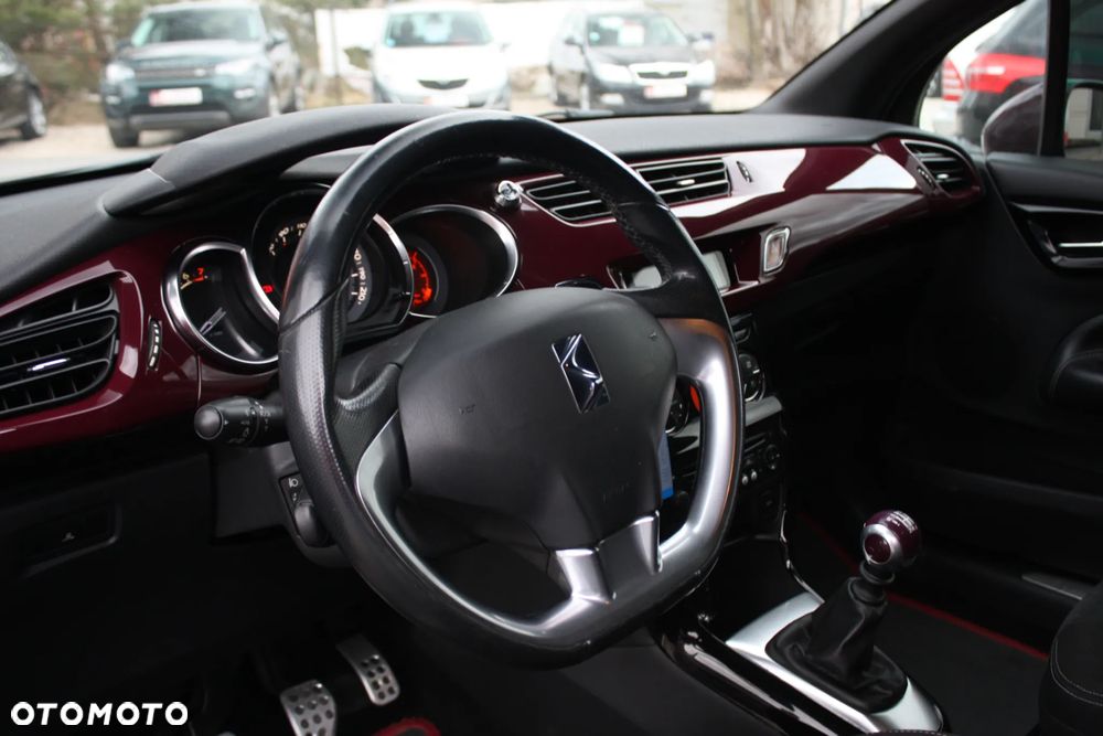 Citroën DS3 THP 155 SportChic - 8