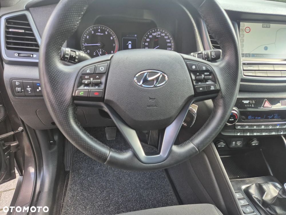 Hyundai Tucson blue 1.6 GDi 2WD Passion - 21