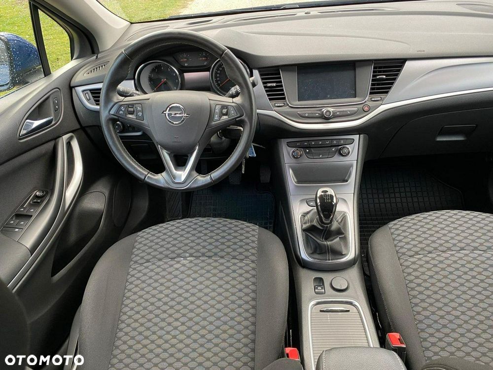 Opel Astra - 14