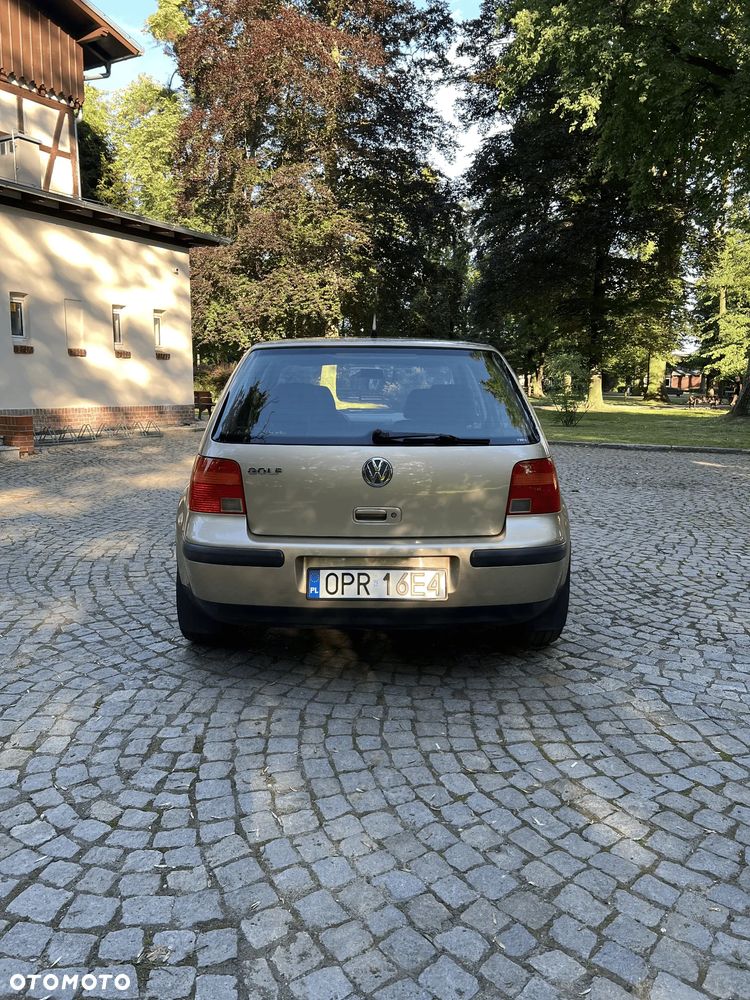 Volkswagen Golf 1.4 Basis - 6