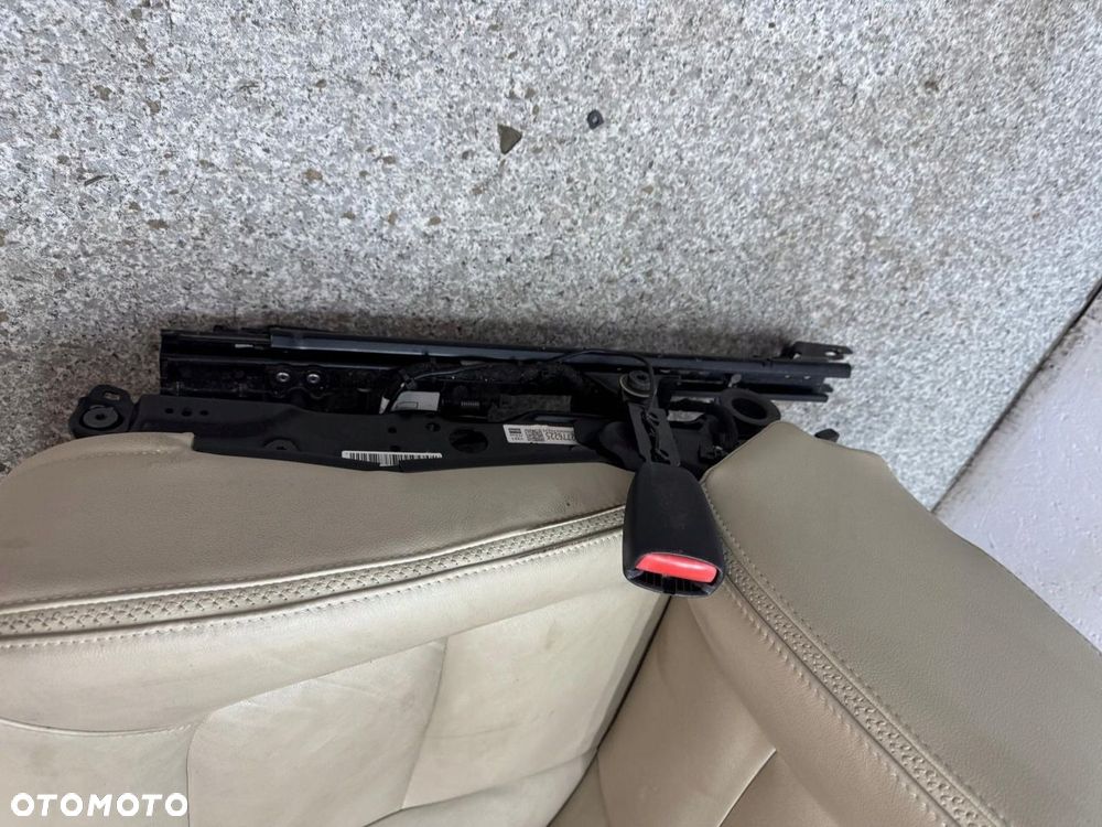 FOTEL LEWY VOLVO XC70 III 2007-2016 SKÓRA - 5