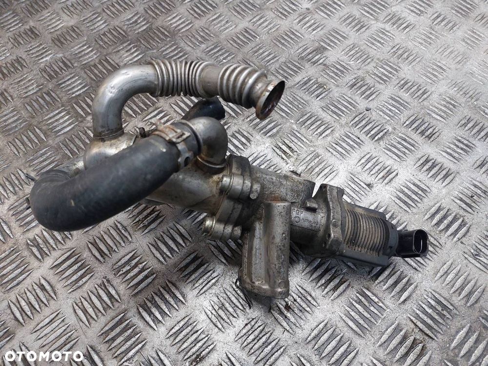 CHŁODNICZKA SPALIN EGR+ ZAWÓR OPEL ASTRA H 1.3 CDTI 55204941 - 1