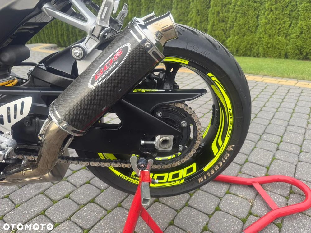 Suzuki GSX-R - 11