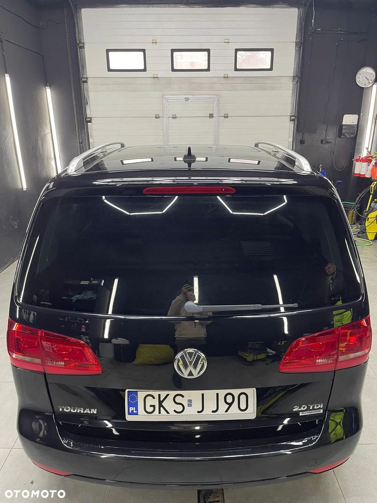 Volkswagen Touran - 8