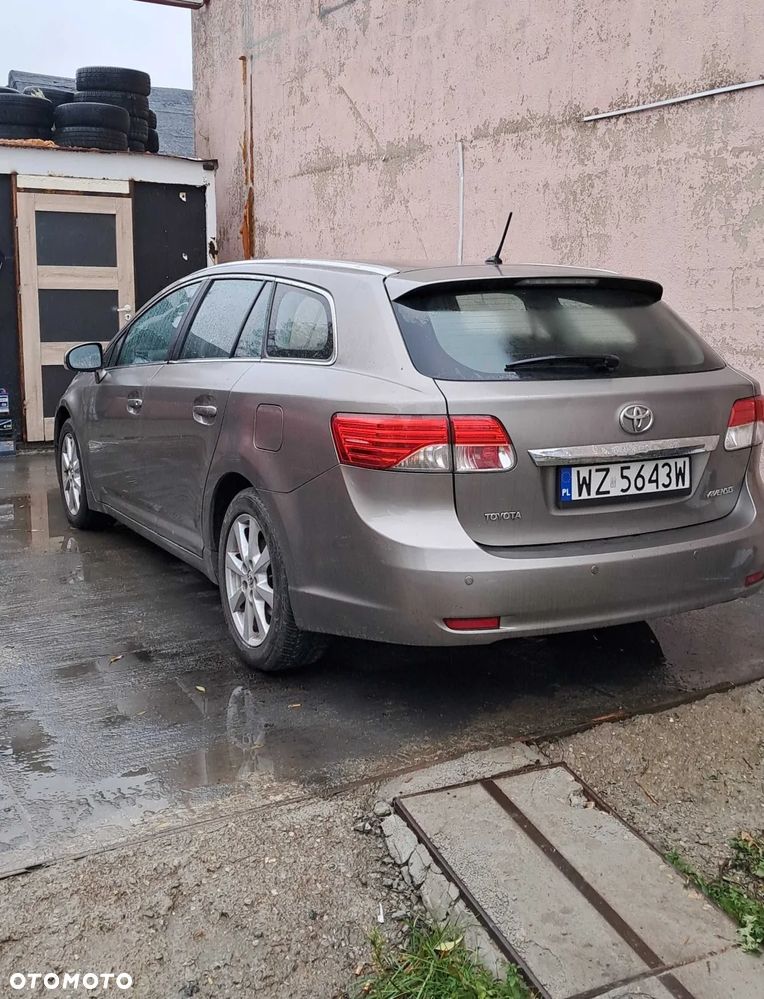 Toyota Avensis 2.0 D-4D Active - 4