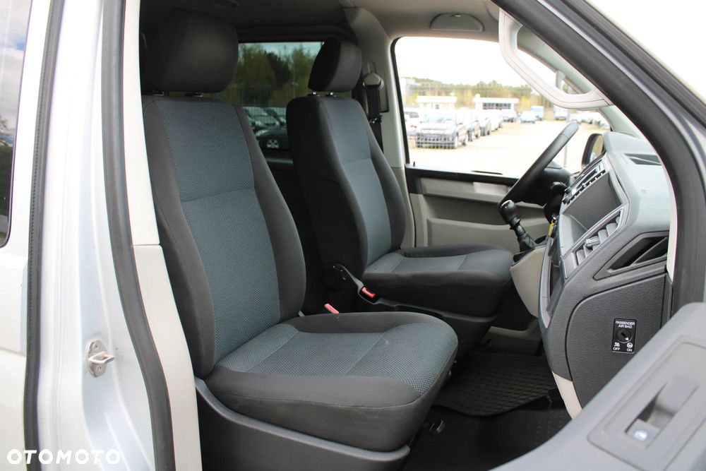 Volkswagen Transporter - 23