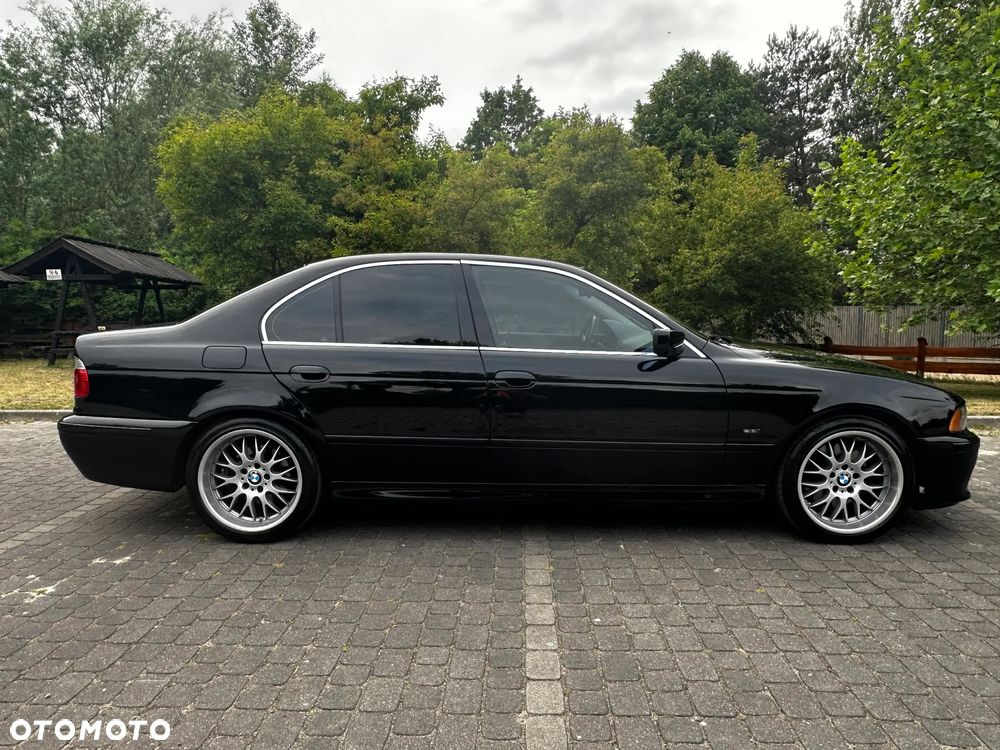 BMW Seria 5 540i - 17