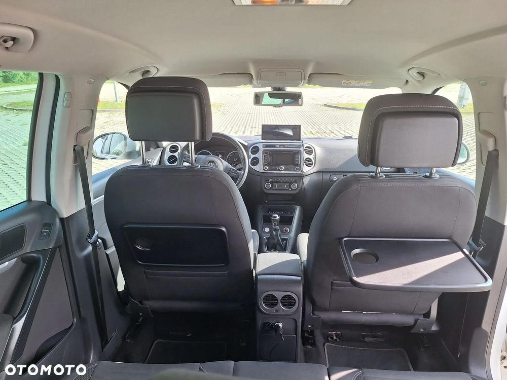Volkswagen Tiguan - 10