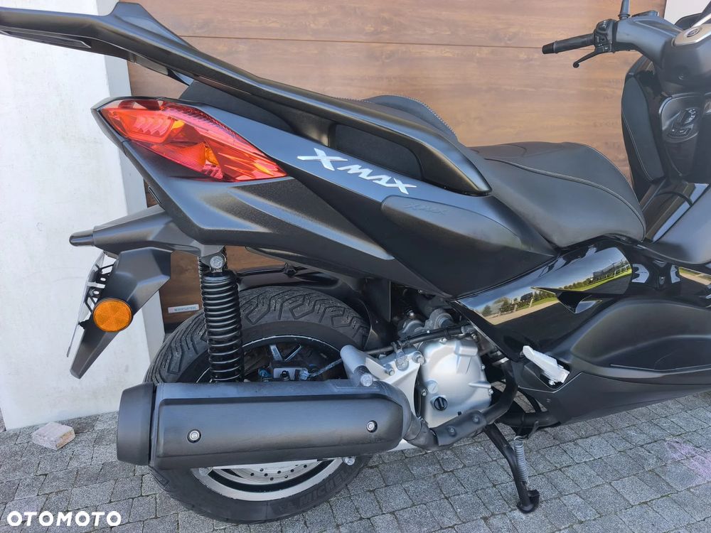 Yamaha X-max - 24