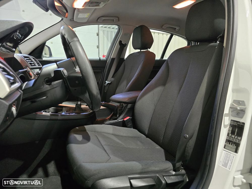 BMW 116 d Pack M - 36