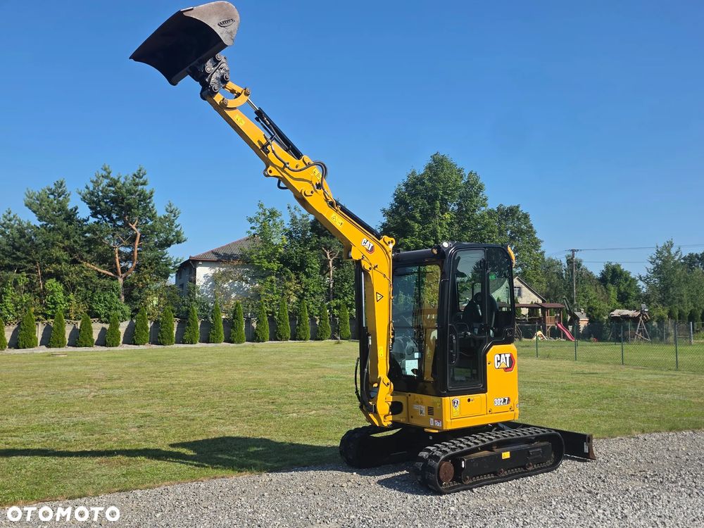 Caterpillar CAT 302.7 CR mini koparka szybkozłącze 3 łyżki piękna serwisowana 1 wł JCB sprowadzona w oryginale - 17