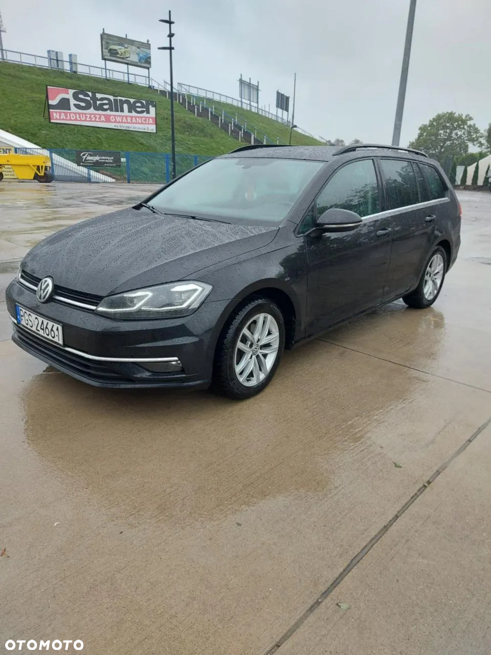 Volkswagen Golf - 8