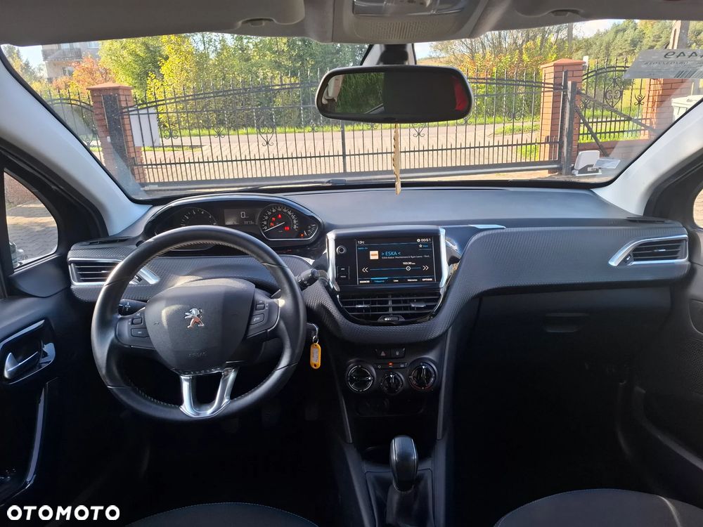 Peugeot 208 82 VTI Style - 13