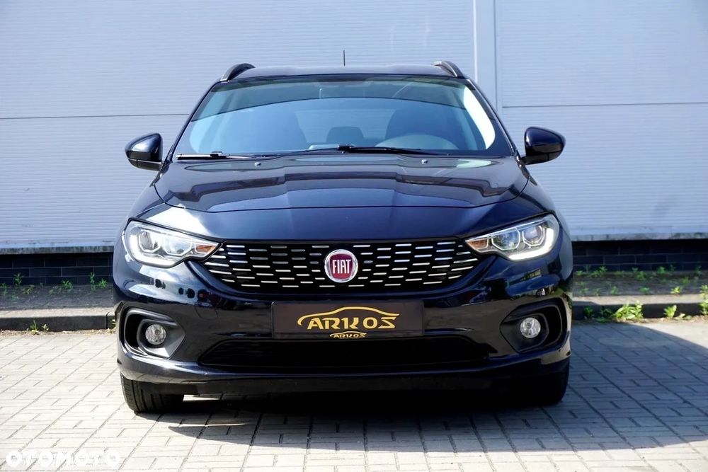 Fiat Tipo 1.4 16v Lounge EU6d - 10
