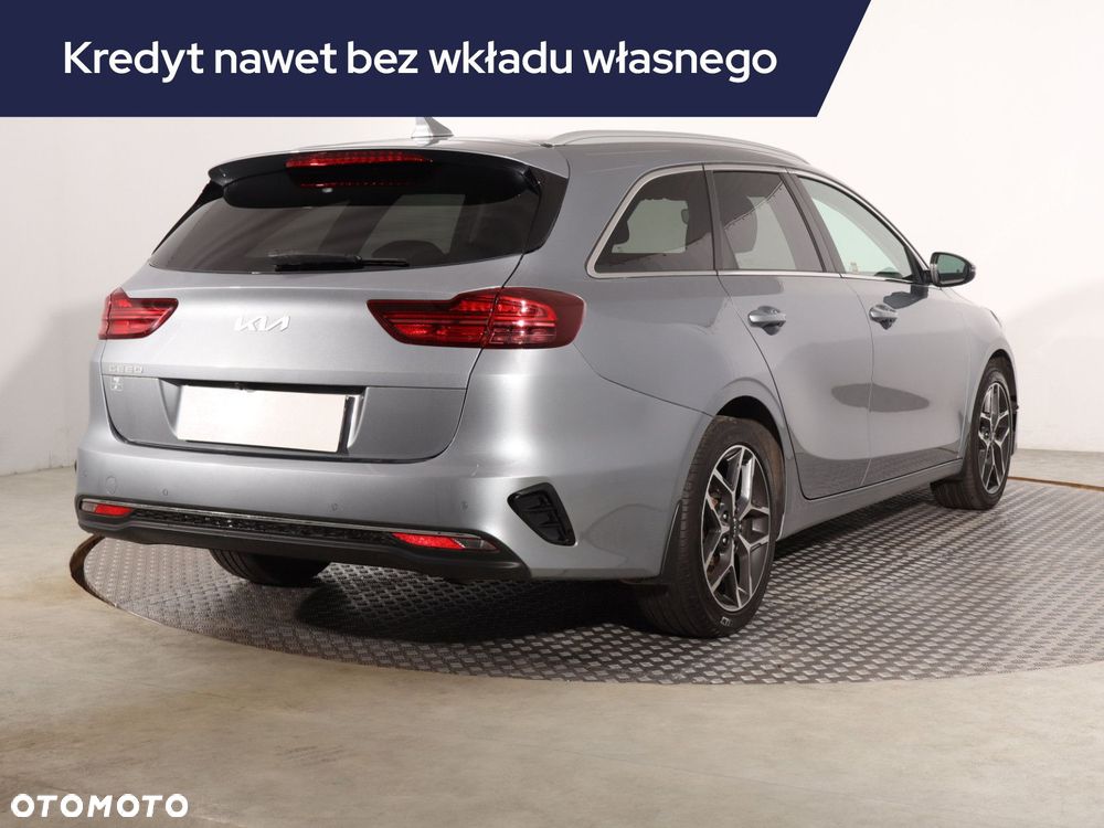 Kia Ceed - 7