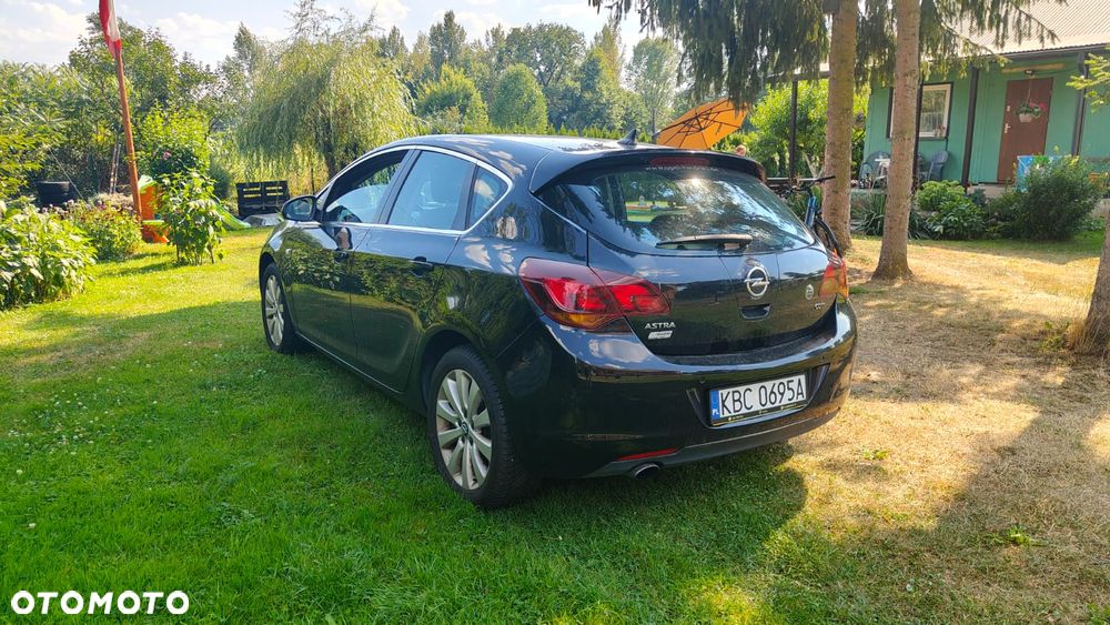 Opel Astra 2.0 CDTI Cosmo - 6