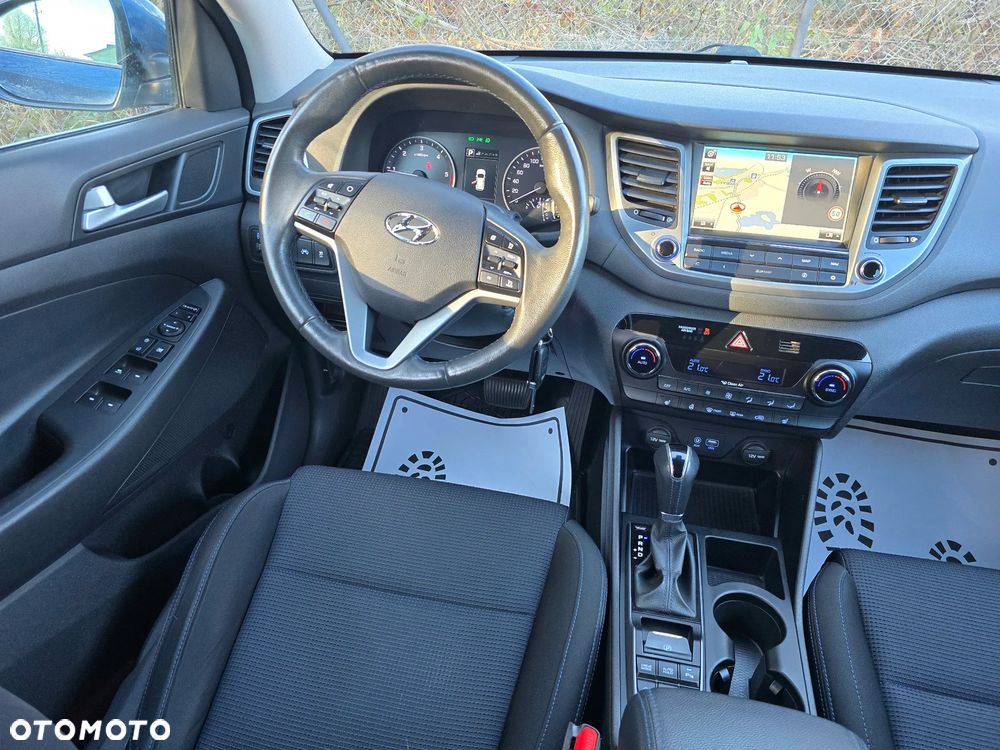 Hyundai Tucson 2.0 CRDI 4WD Automatik Style - 24