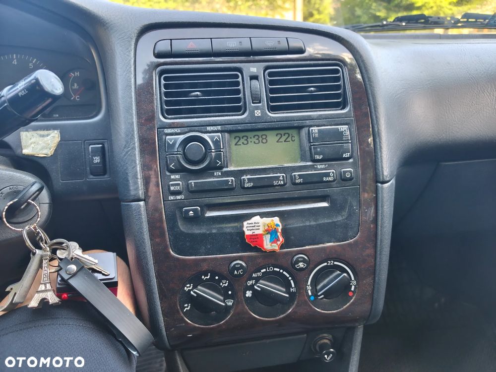 Toyota Avensis 2.0 VVT-i Sol - 16
