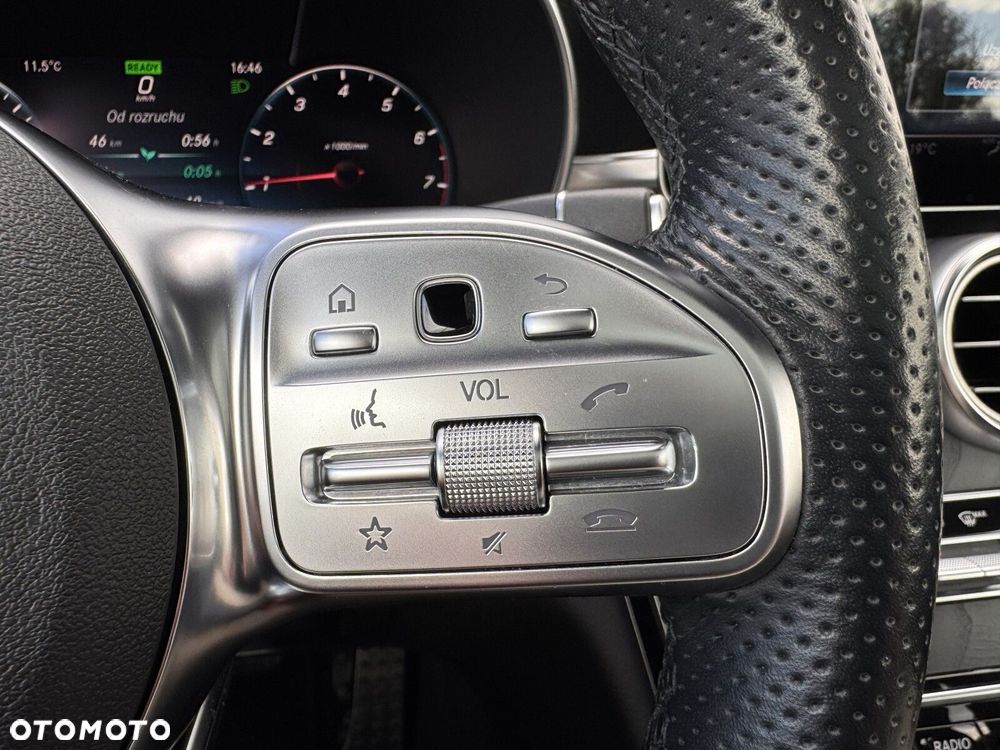 Mercedes-Benz Klasa C 200 4MATIC 9G-TRONIC - 24