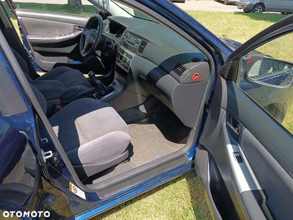 Toyota Corolla 1.4 VVT-i Sol - 9