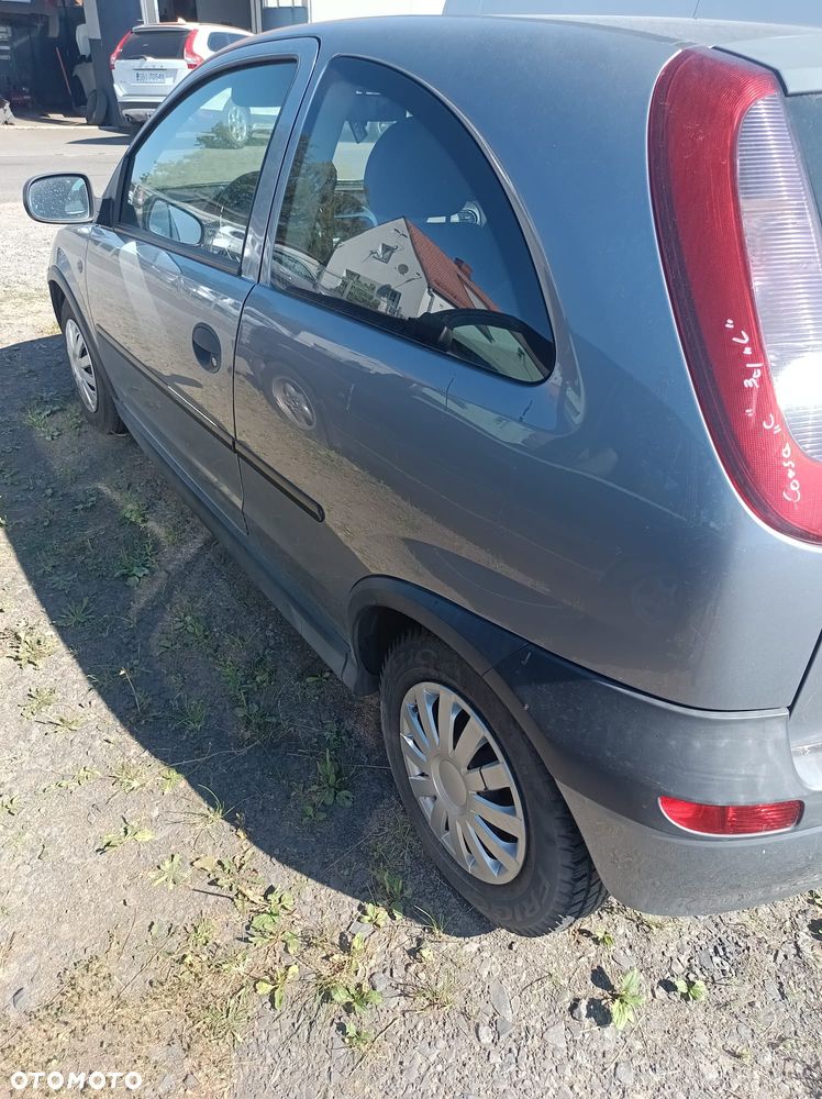 Opel Corsa - 4