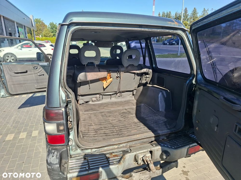 Mitsubishi Pajero - 10