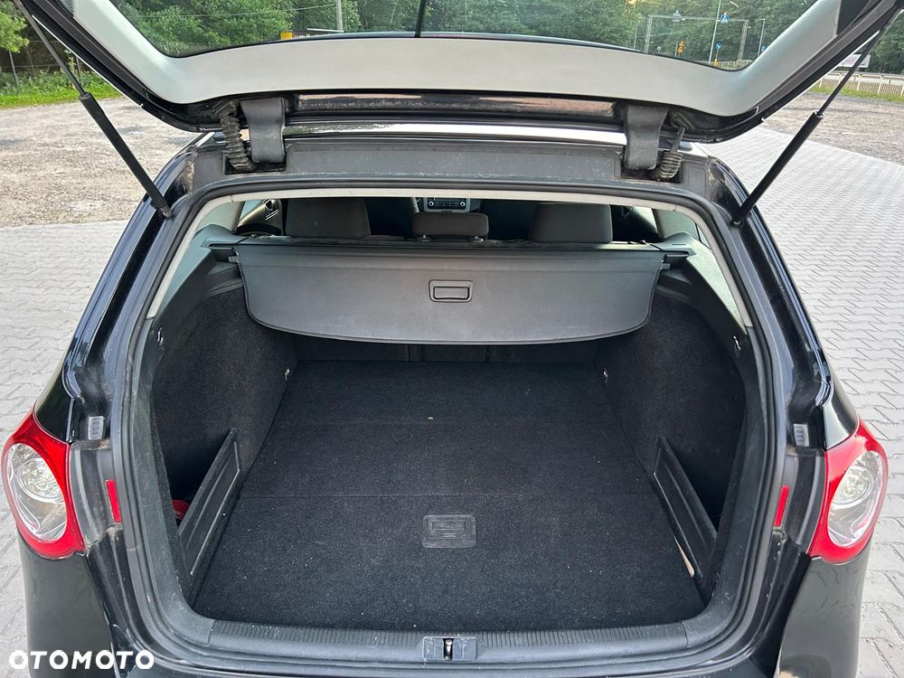 Volkswagen Passat 1.9 TDI Trendline - 10