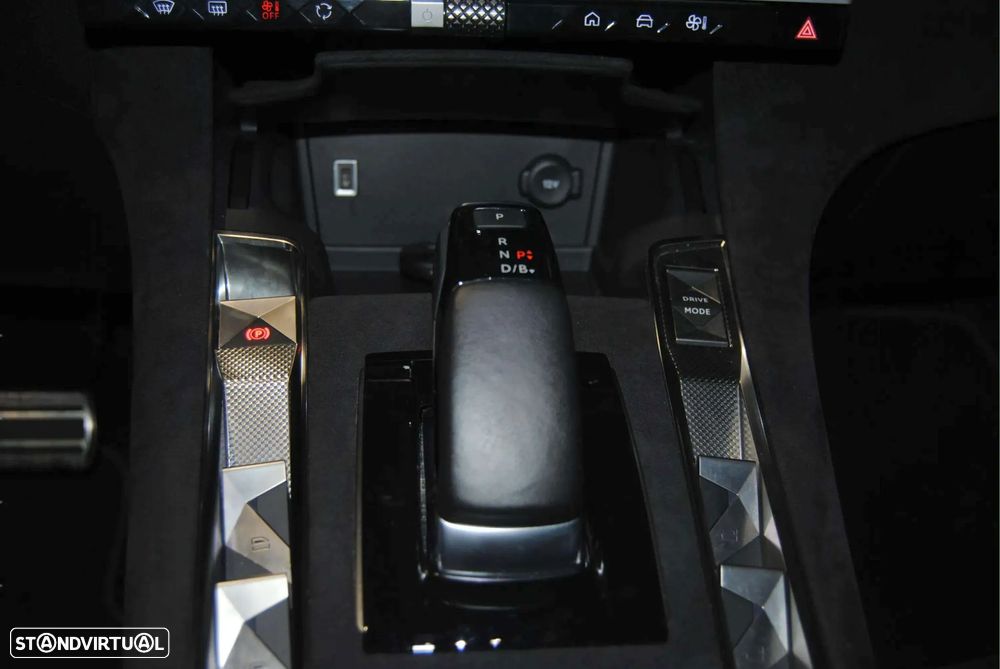 DS DS7 E-Tense Performance Line+ EAT8 - 23