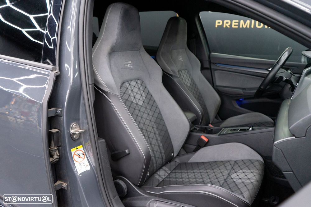 VW Golf Variant 2.0 TDi R-Line DSG - 50