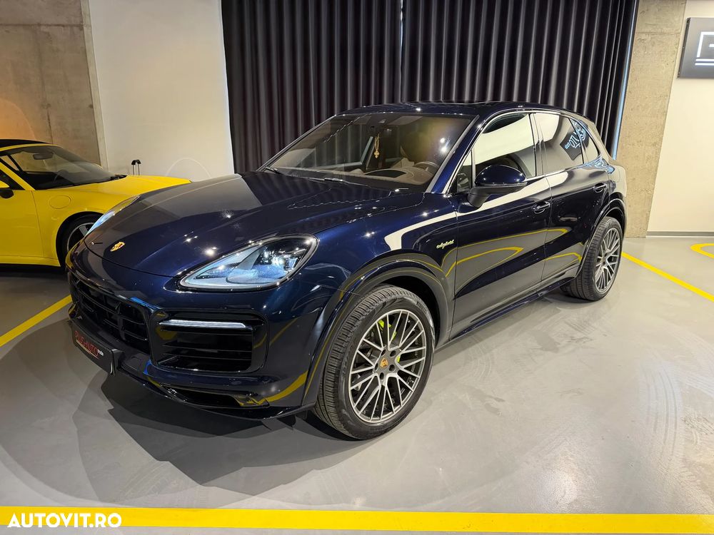 Porsche Cayenne E-Hybrid Tiptronic S Platinum Edition - 3