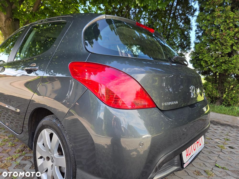Peugeot 308 120 VTi Millesim 200 - 10
