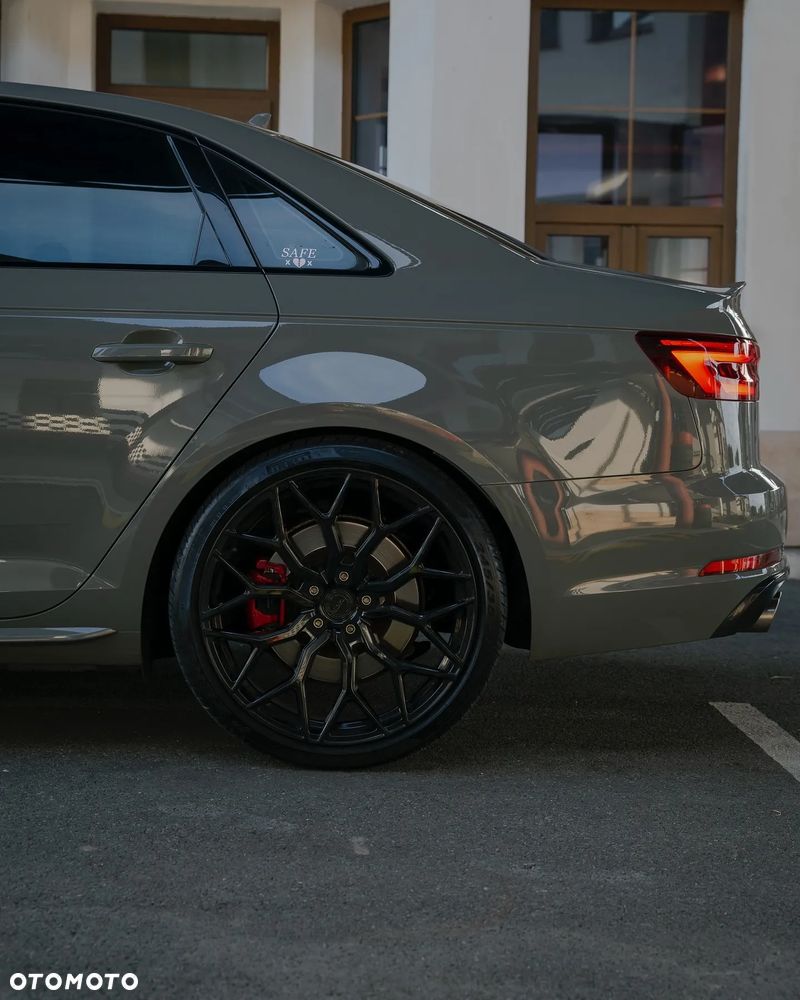 Audi S4 Limousine - 16