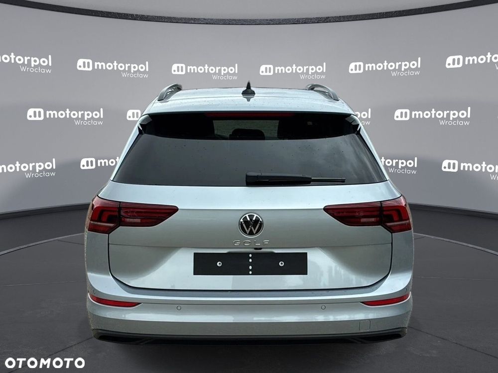 Volkswagen Golf - 9