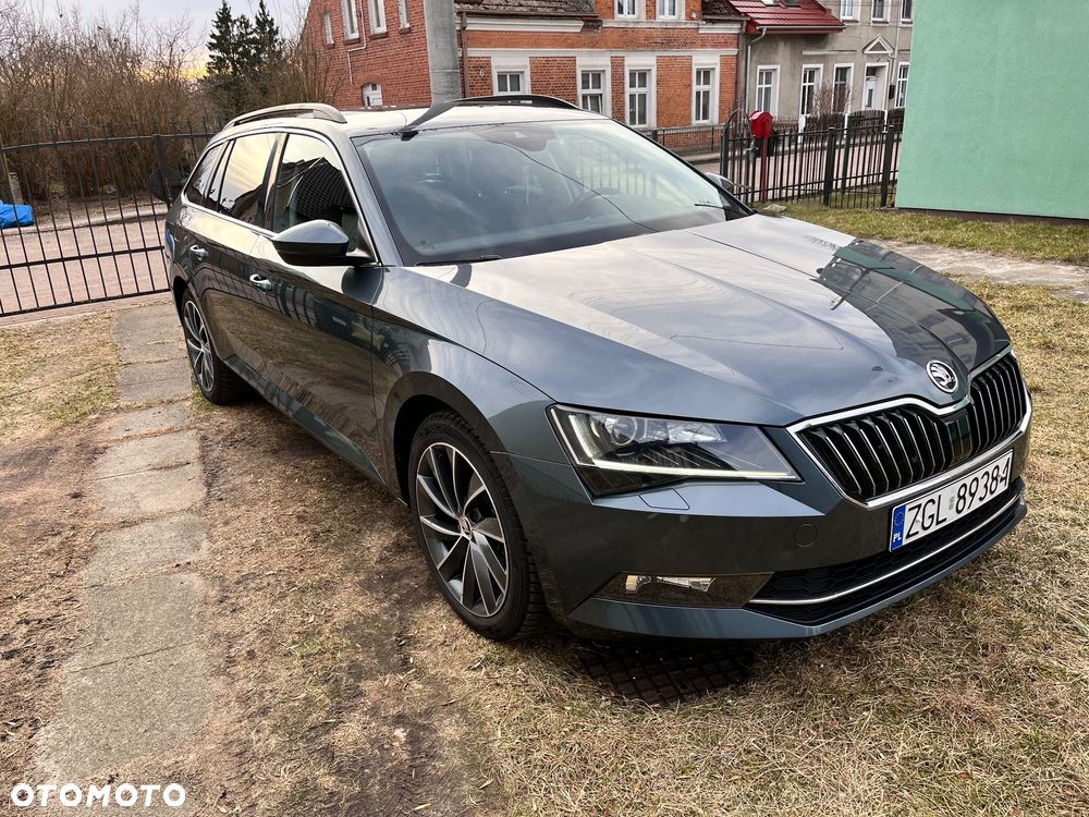 Skoda Superb 2.0 TDI DSG Ambition - 5