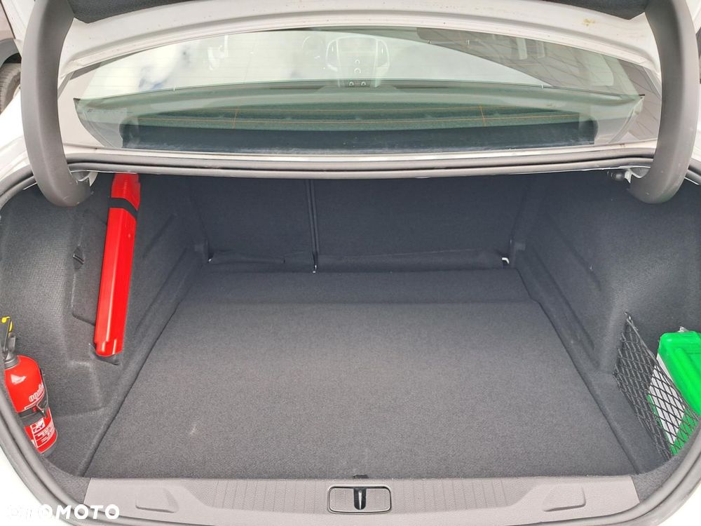 Opel Astra - 31